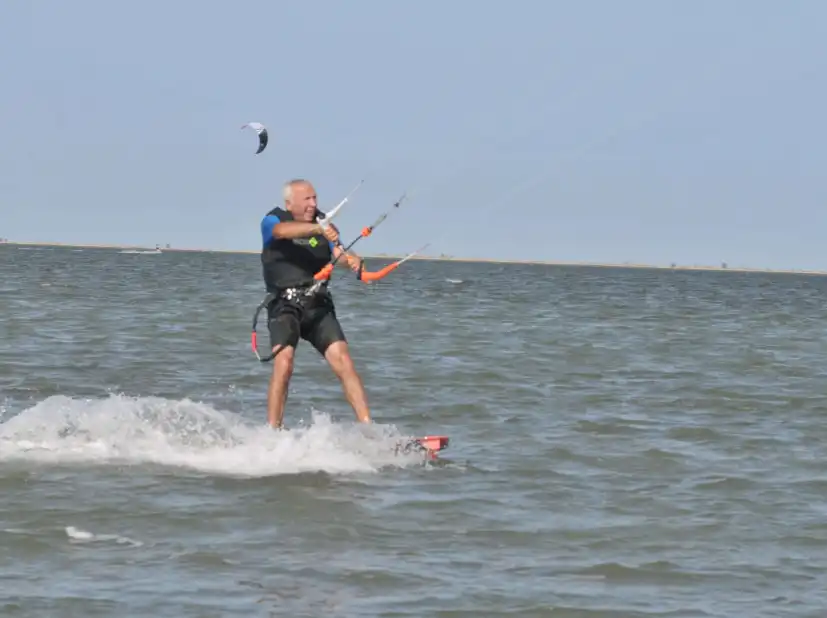 Kitesurf in Djerba : Vacances Windsurf avec hébergement à Djerba