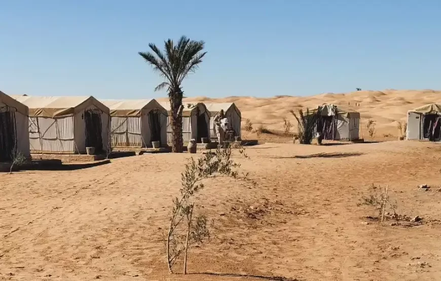 Campo nel deserto di Zmela.