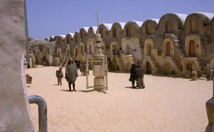 Giorno 2: Il pianeta Tatooine e i quartieri degli schiavi