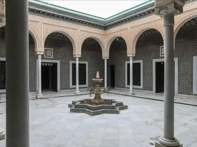 Dar Cherait Museum